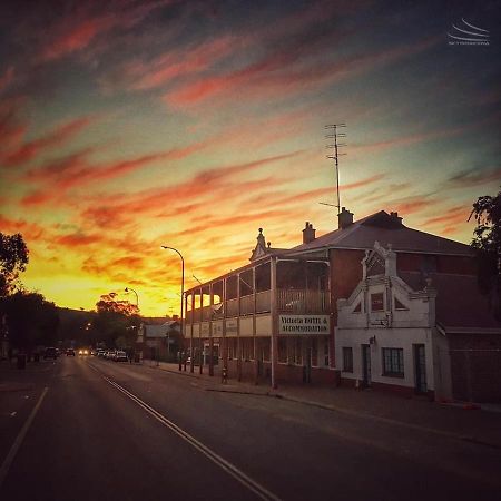 Victoria Hotel Toodyay Bagian luar foto