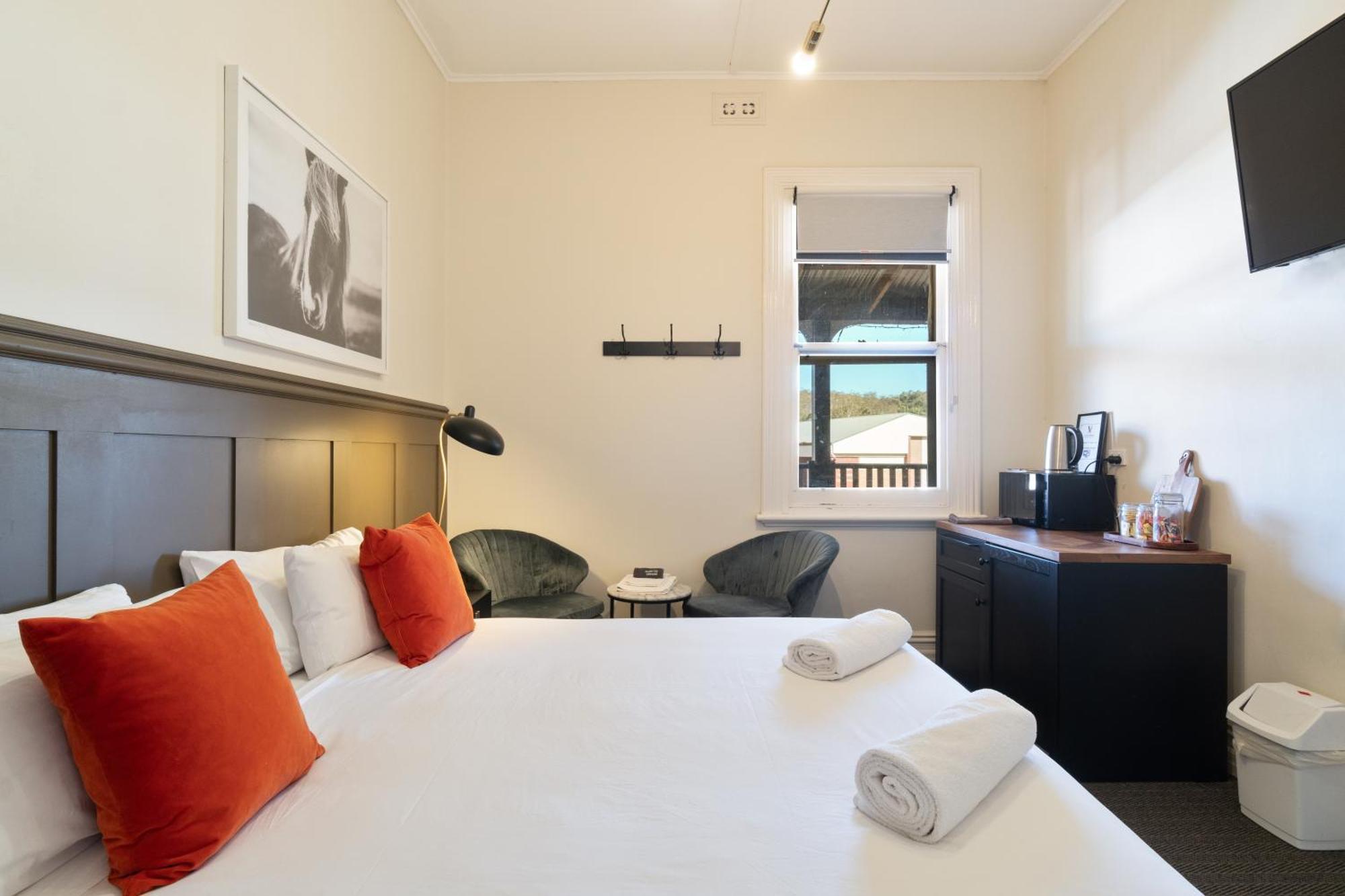 Victoria Hotel Toodyay Bagian luar foto